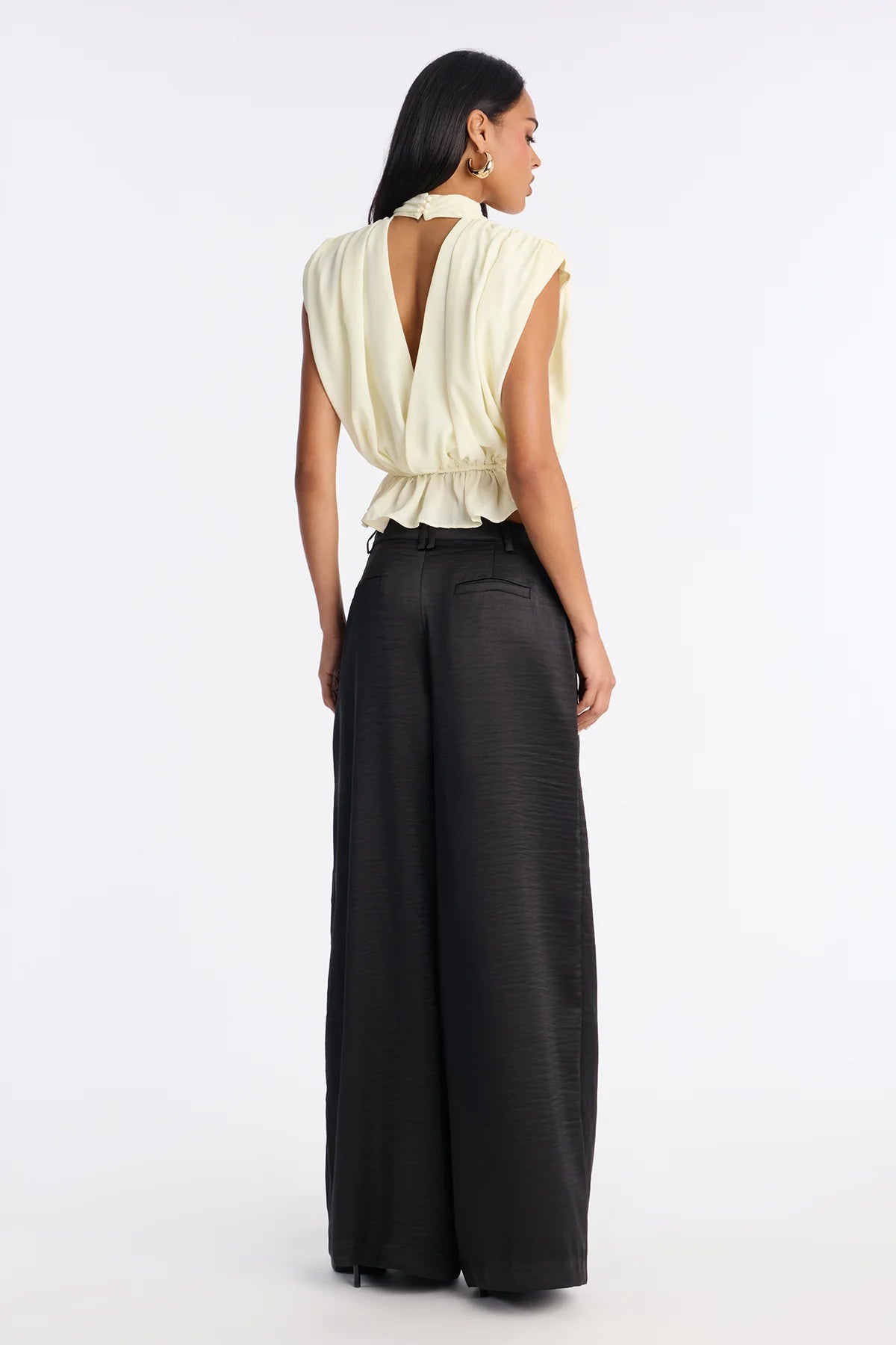 Women’s Elegant Cream Sleeveless Top & Black Wide-Leg Pants Set